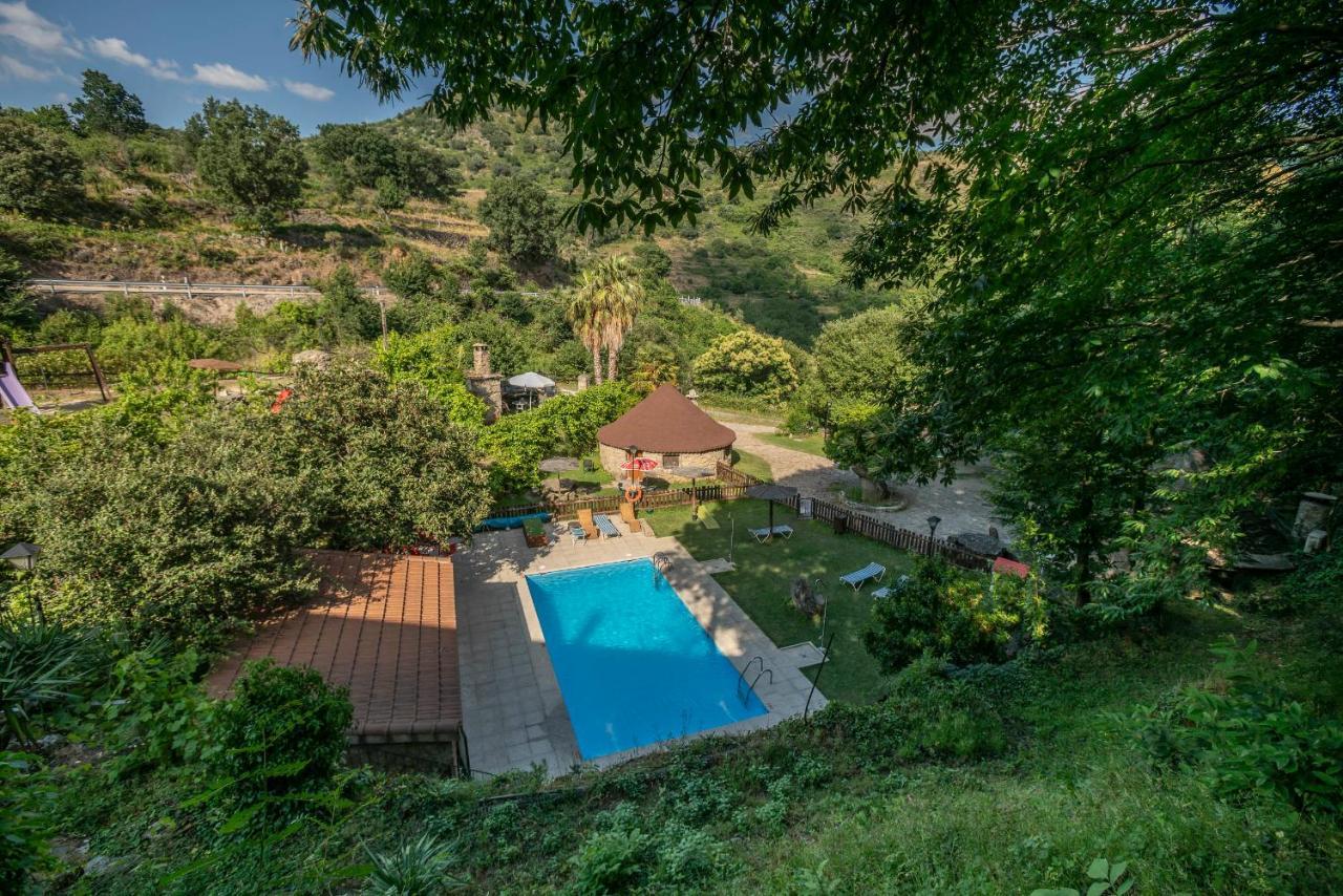 Apartamentos Rurales El Solitario Banos De Montemayor Luaran gambar