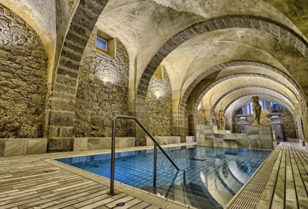 Apartamentos Rurales El Solitario Banos De Montemayor Luaran gambar