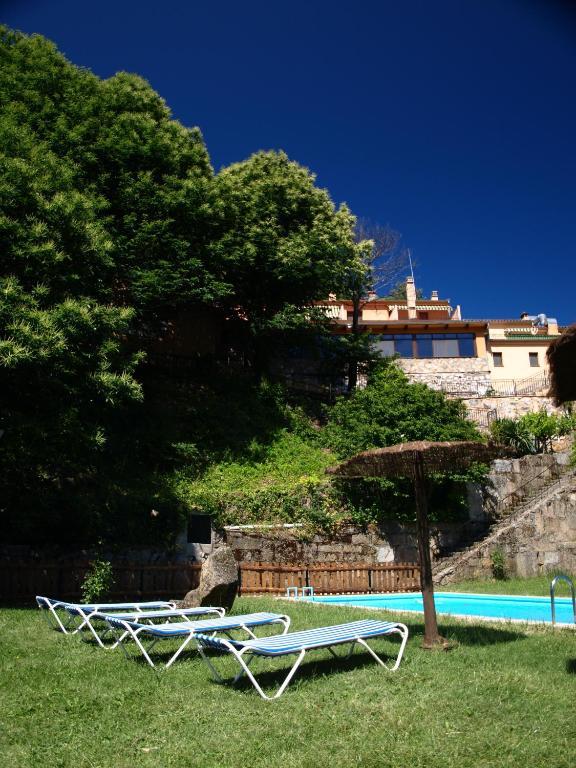 Apartamentos Rurales El Solitario Banos De Montemayor Luaran gambar