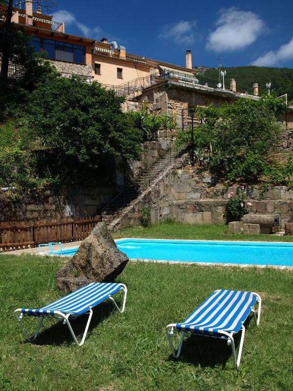 Apartamentos Rurales El Solitario Banos De Montemayor Luaran gambar